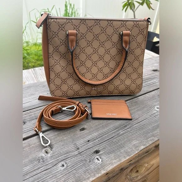 Messenger Bag Neiman Marcus Gucci Purses Nine West Bags Nine West